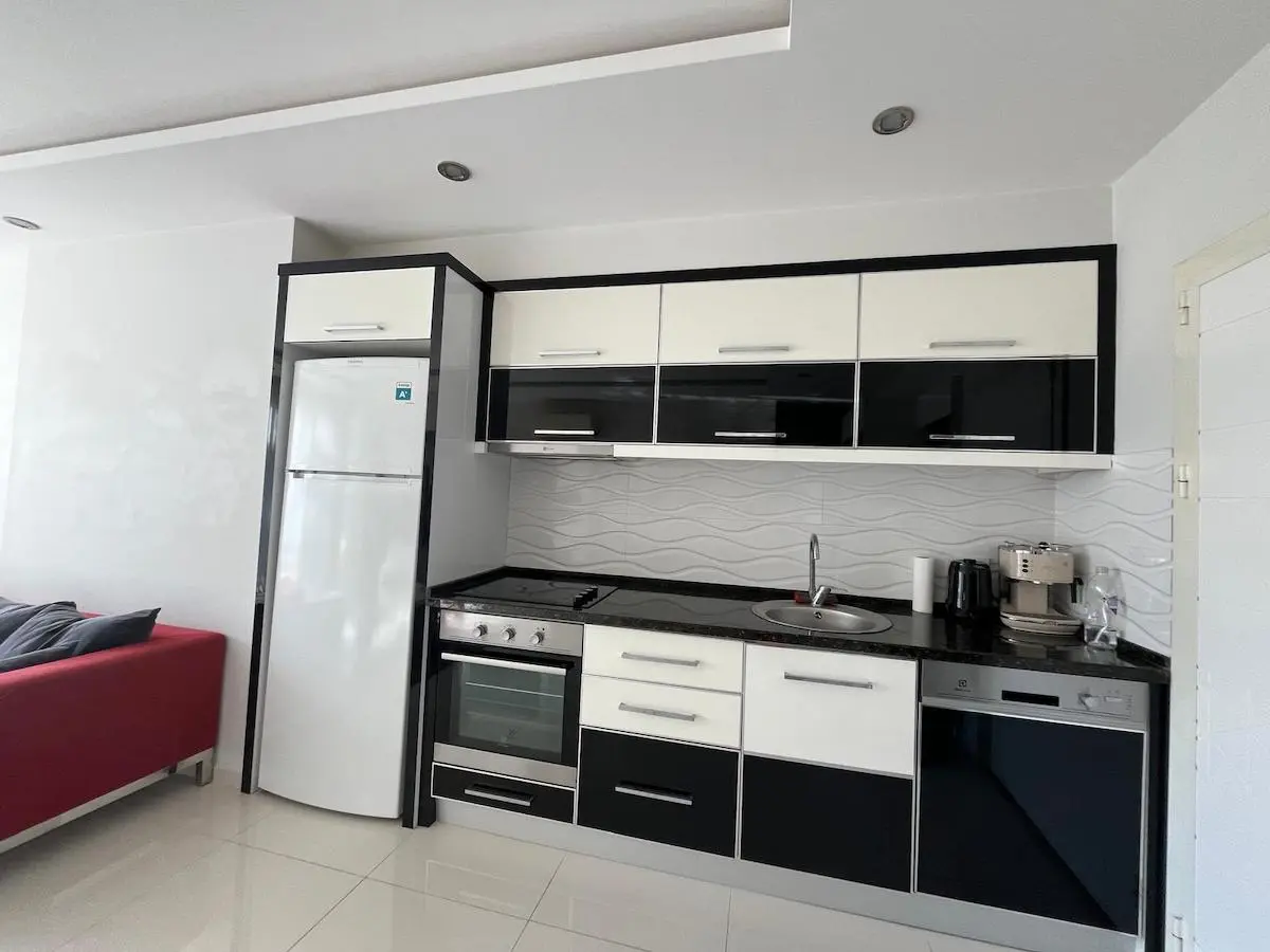 Fitted kitchen